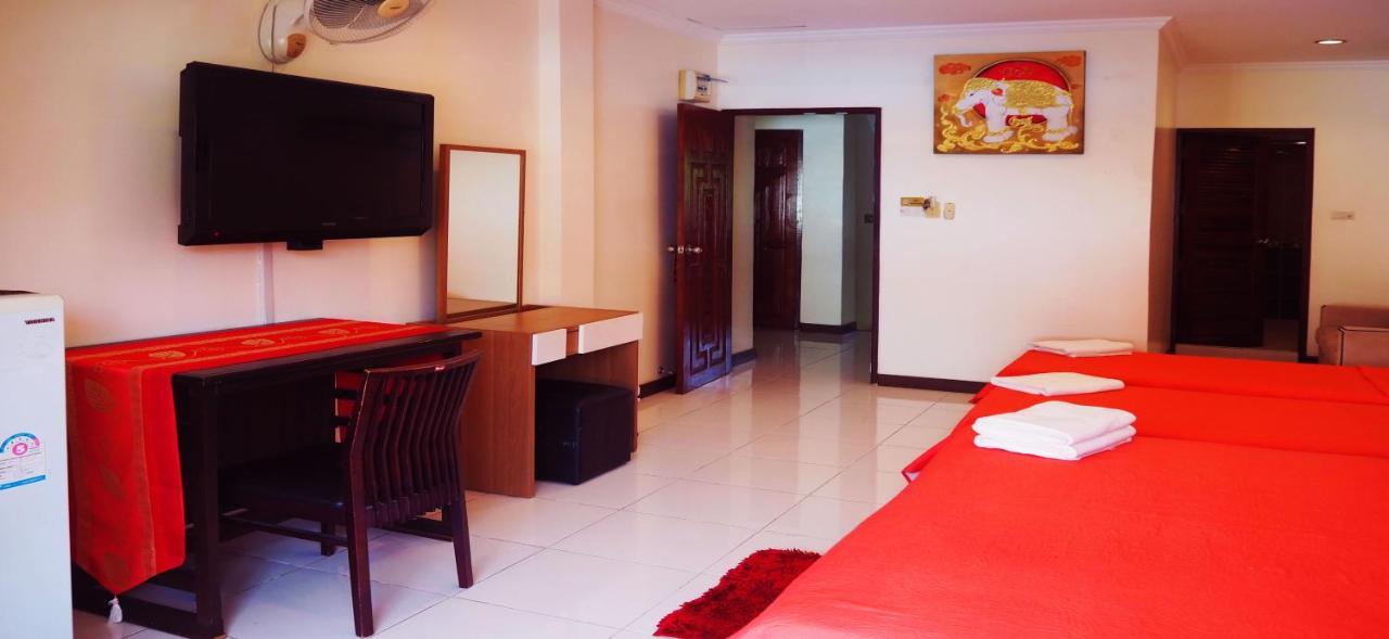 Sky Silk Decoration House Hotel Patong Exterior photo