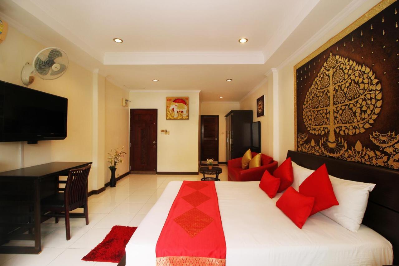 Sky Silk Decoration House Hotel Patong Exterior photo