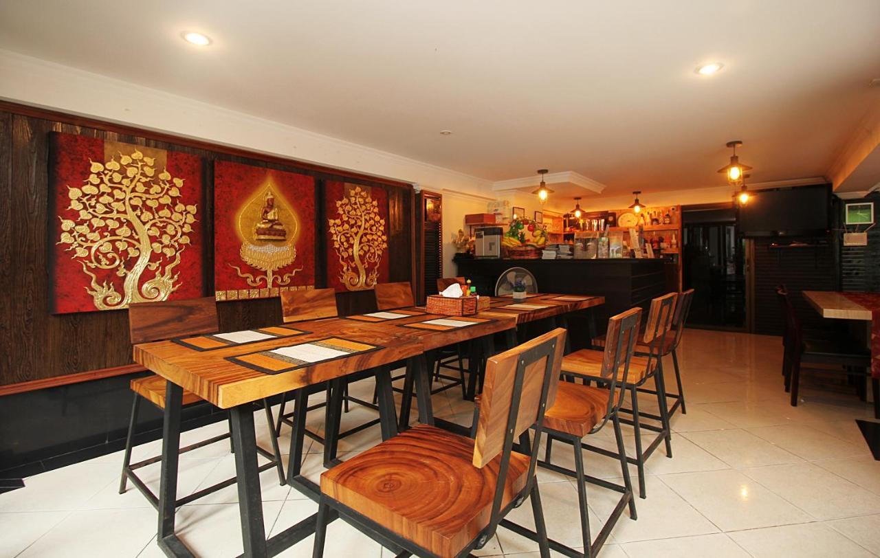 Sky Silk Decoration House Hotel Patong Exterior photo